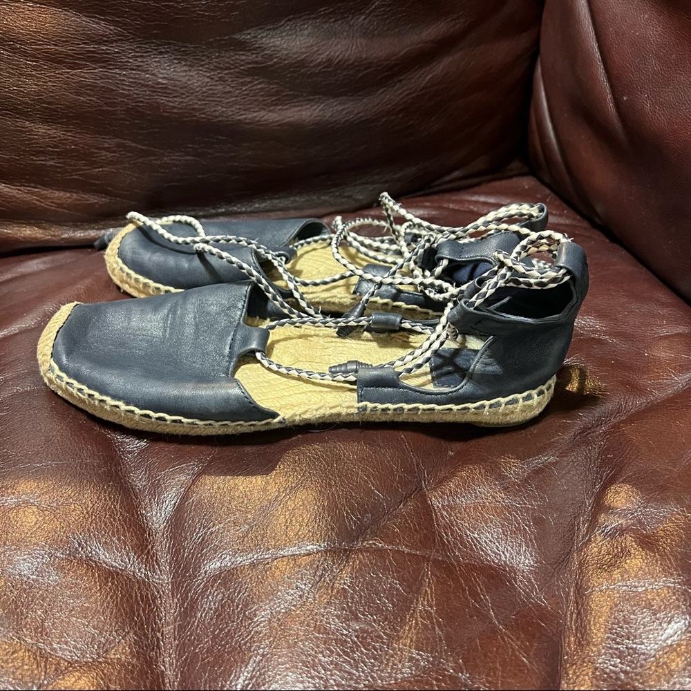 Tory Burch sandals pre-owned size 8.5 M - Picture 4 of 8